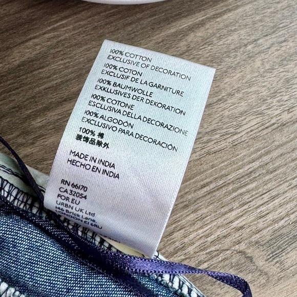 Pilcro and the Letterpress Embroidered Patchwork Washed Denim Mini Skirt Size M - Picture 7 of 16